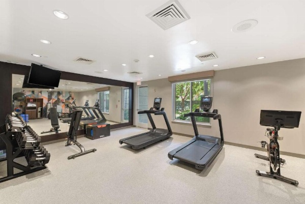 Hilton Garden Inn LAX/El Segundo image 9